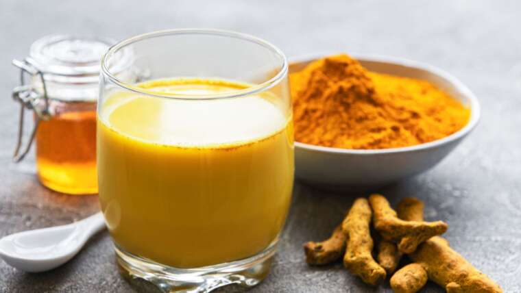 Curcuma vitaminas: uma combinação saudável